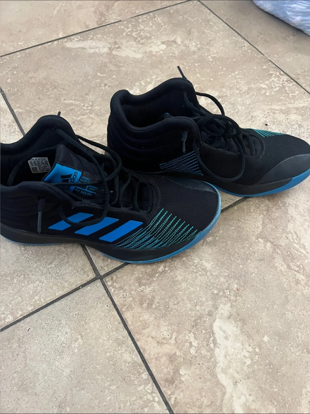 adidas Men’s Black & Teal Athletic Sneakers